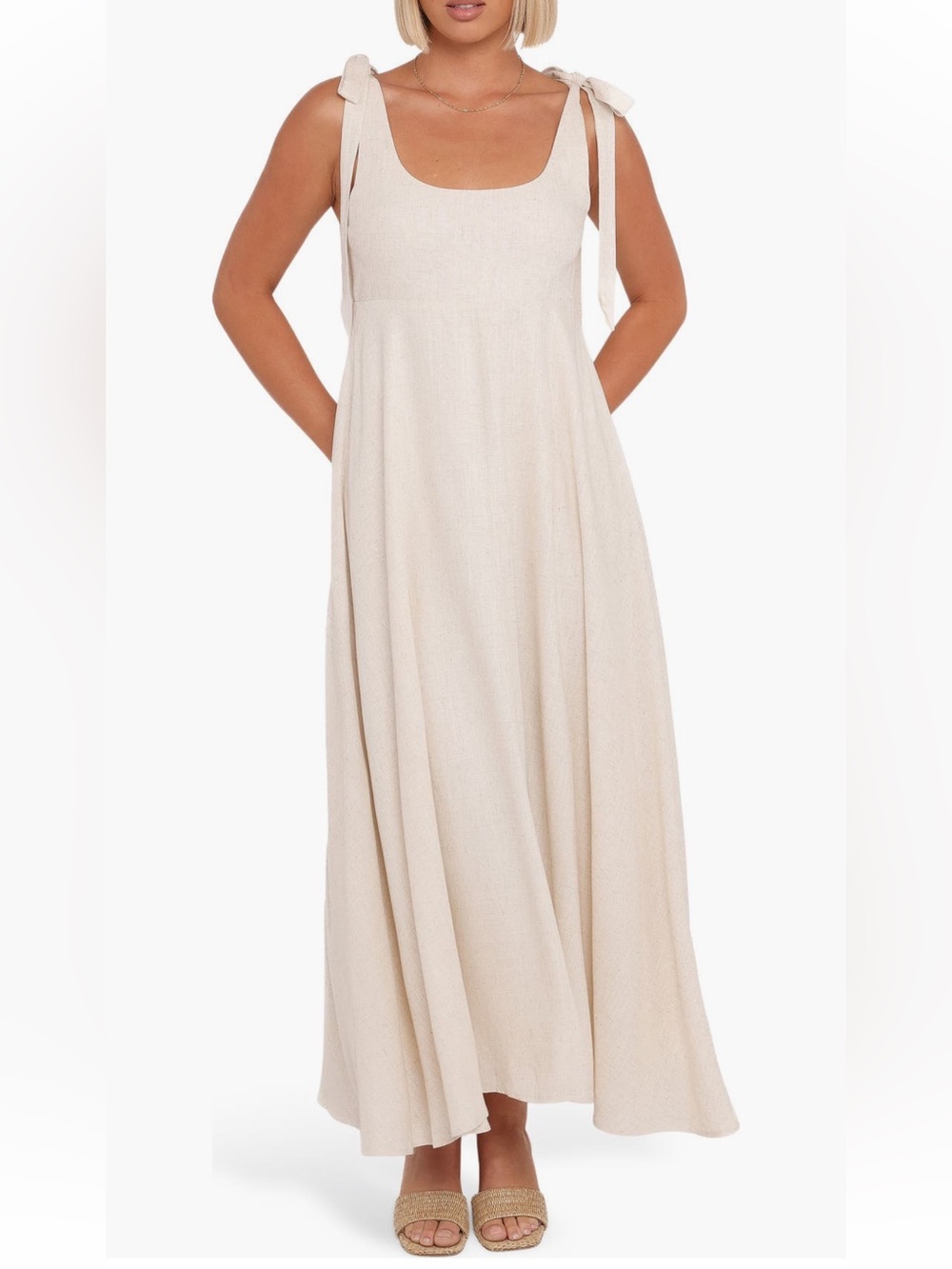 Petal and Pulp
Valara Tie Shoulder Maxi Dress